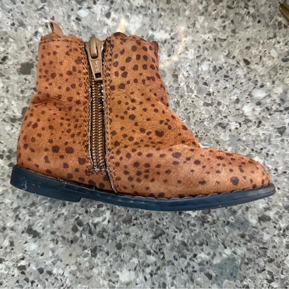 Baby Gap Toddler Sculpted Leopard Print Ankle Boots - Size 6C 🐆👢 - Picture 15 of 16